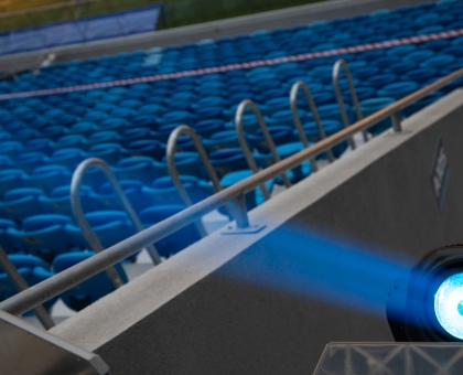 Обложка к новости "«Газпром Арена» засияет еще ярче: на стадионе установят дополнительное световое оборудование"